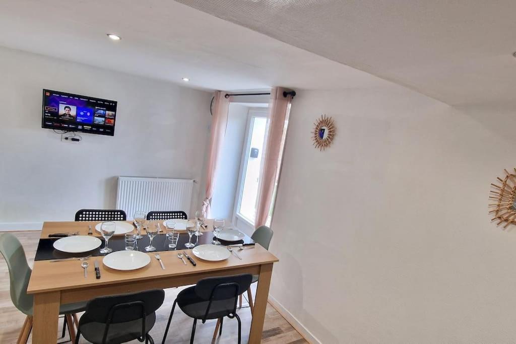 Maison Aurillac - 2 Chambres - Parking Gratuit 外观 照片